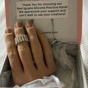 Red Iguana Silicone practice hand